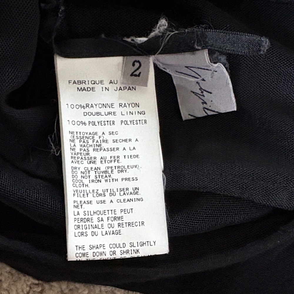 Yohji Yamamoto black tee - Picture 3 of 9